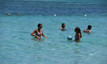Roatan Zipline Parasailing Tour