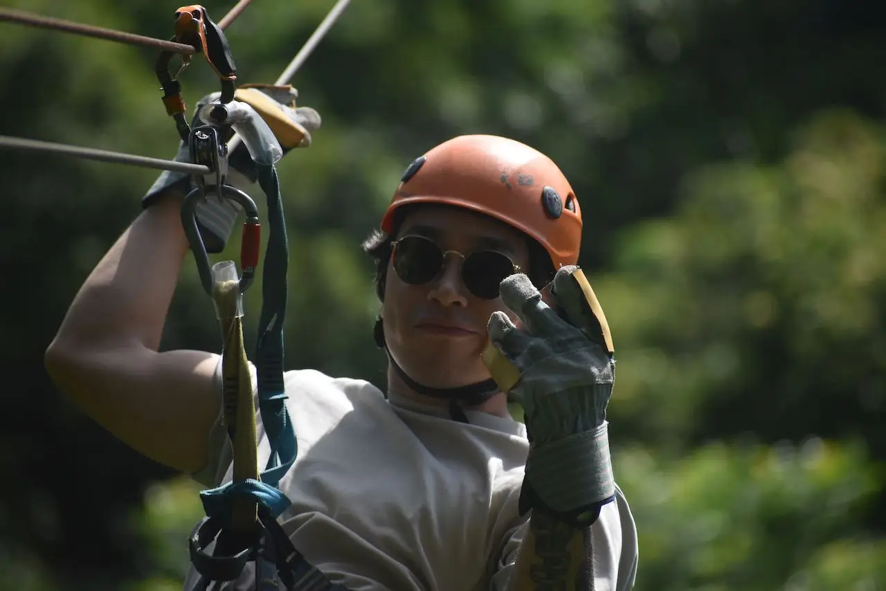 Roatan Zipline Parasailing Tour